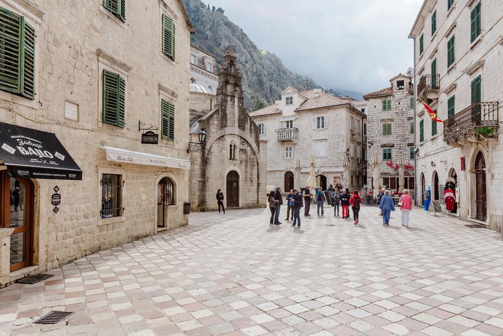 Old Town Summer Apartment Kotor Exteriör bild