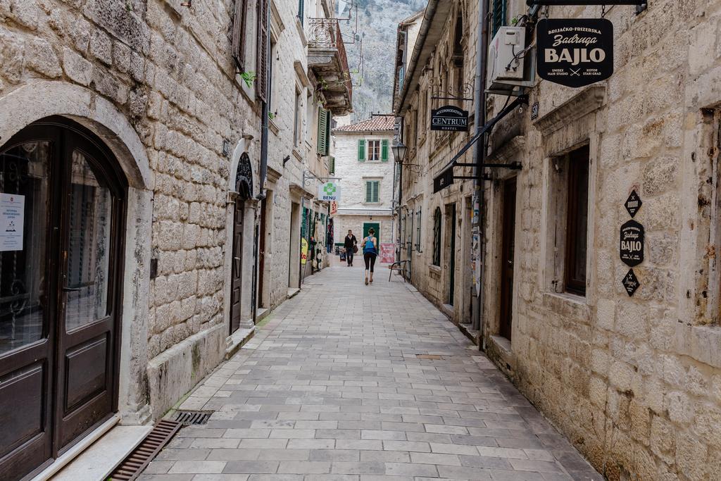 Old Town Summer Apartment Kotor Exteriör bild